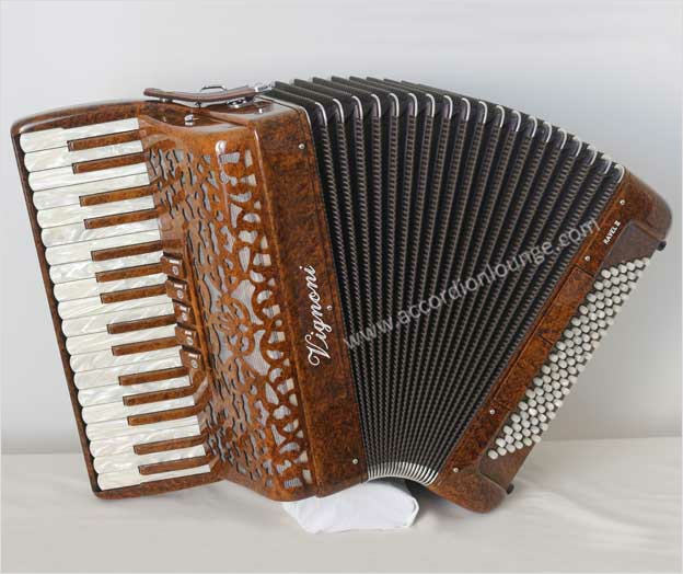 Vignoni Ravel II 96 Bass Piano Accordion - The Accordion Lounge