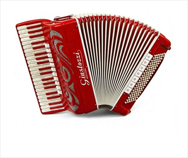 Giustozzi Mod 14/MSR Compact Musette Piano Accordion - The Accordion Lounge